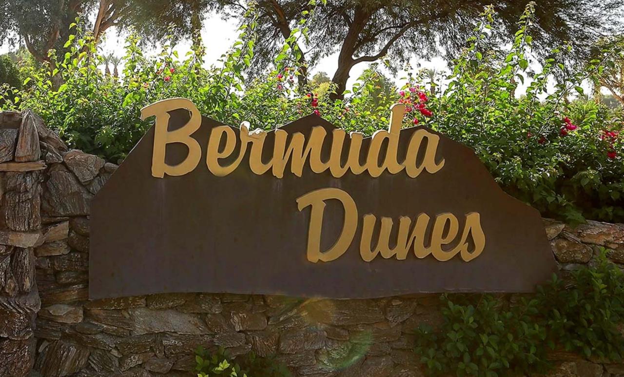 Pool service in Bermuda Dunes